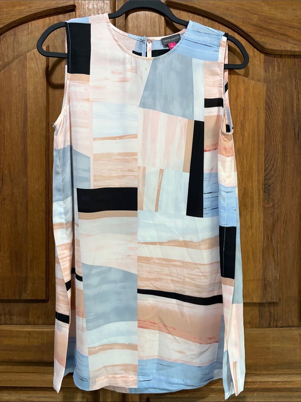 Vince Camuto Colorblock Sleeveless Blouse in Peach, Light Blue & Black